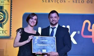 4Unik recebe Selo de Referência Nacional da ANCEC